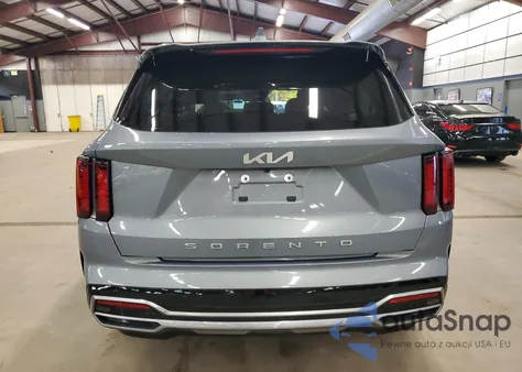 2022 Kia Sorento S z USA, uszkodzony, nr VIN 5XYRL4LCXNG087421